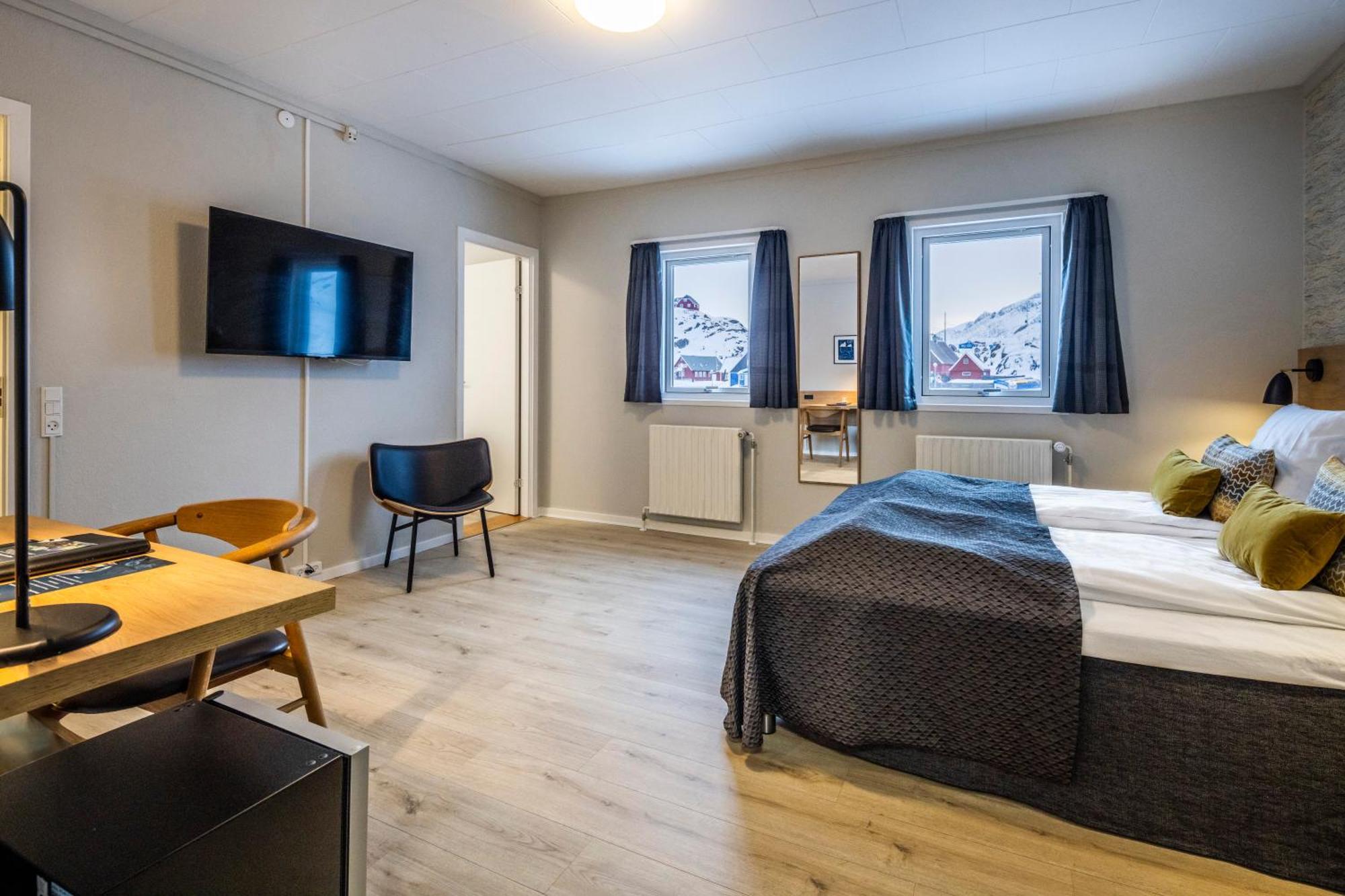 Hotel Soma Sisimiut Ngoại thất bức ảnh